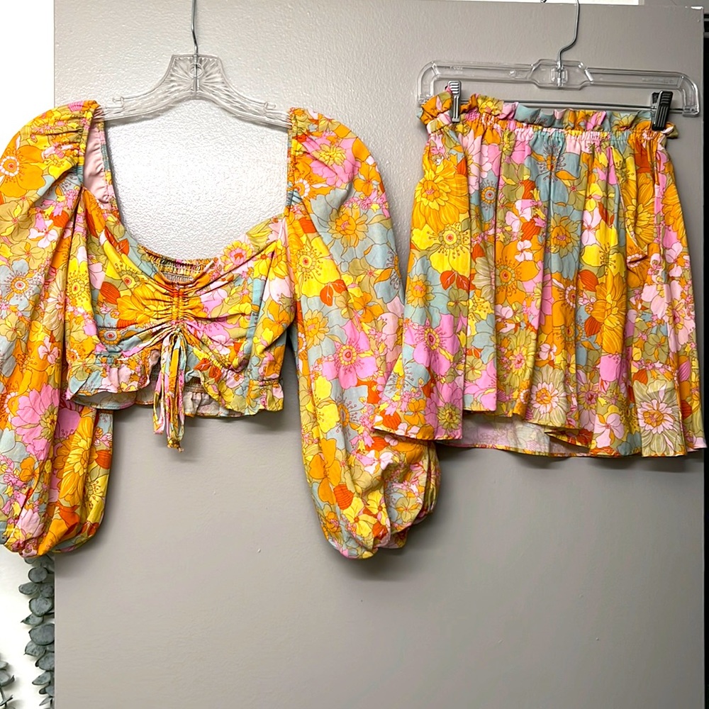 Worn ONCE. Show me your Mumu two-piece floral set.
